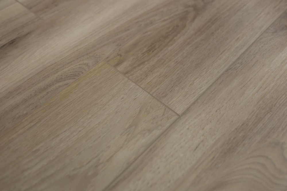 Замковая ПВХ плитка "Art Tile" Клён Фог (1220*152*5 мм) — купить в Владивостоке