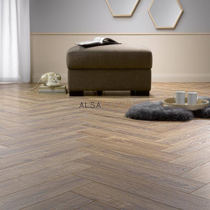 Ламинат "Alsafloor" Herringbone Дуб Балеарский (640*143*12 мм) — купить в Владивостоке