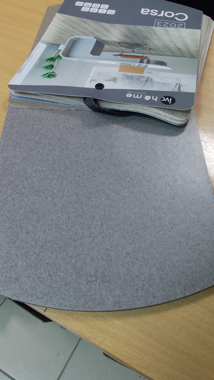 Линолеум полукоммерческий "IVC" Corsa Marras T96 (3м) — купить в Владивостоке