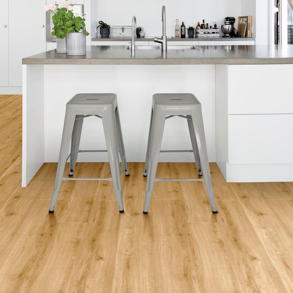 SPC ламинат "Adelar" Solida Acoustic 04270 European Oak (1219*178*5 мм) — купить в Владивостоке