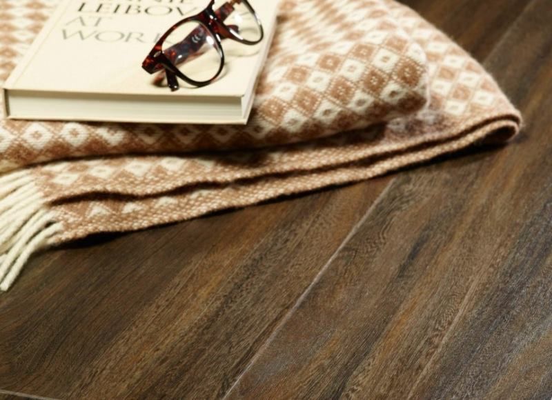 Линолеум бытовой "IVC" Woodlike Edgewood W48 (3м) — купить в Владивостоке