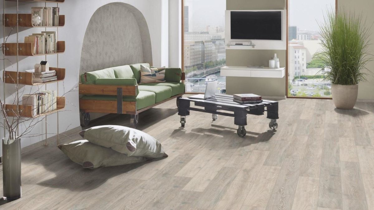 Ламинат "Kronospan" Super Natural Classic Дуб Колорадо 5543 (1285*192*8 мм) — купить в Владивостоке