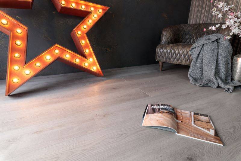 Замковая ПВХ плитка "Aquafloor" AF8022XXL (1800*228*8 мм) — купить в Владивостоке