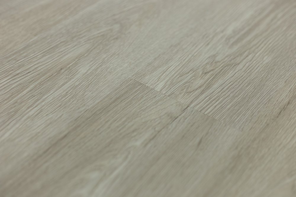 Замковая ПВХ плитка "Art Tile" Дуб Британь (920*150*4 мм) — купить в Владивостоке