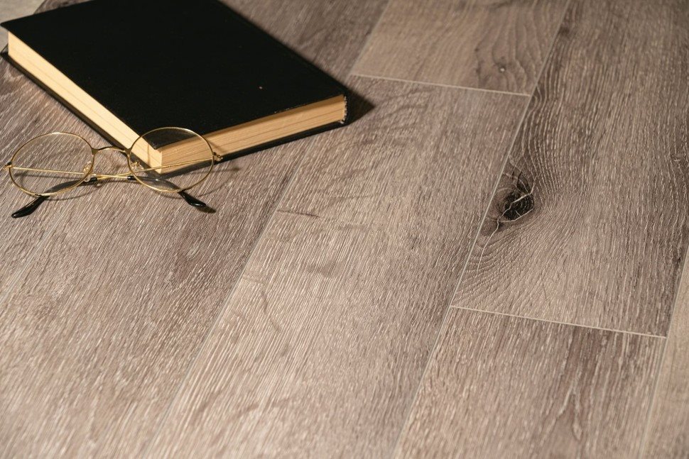 Виниловый ламинат "Bonkeel" Style Дуб Чесил (1200*125*4 мм) — купить в Владивостоке