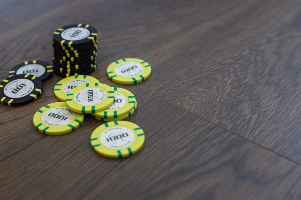 Плитка каменно-полимерная "Art Tile" Ясень Карамельный (1220*199*9 мм) — купить в Владивостоке