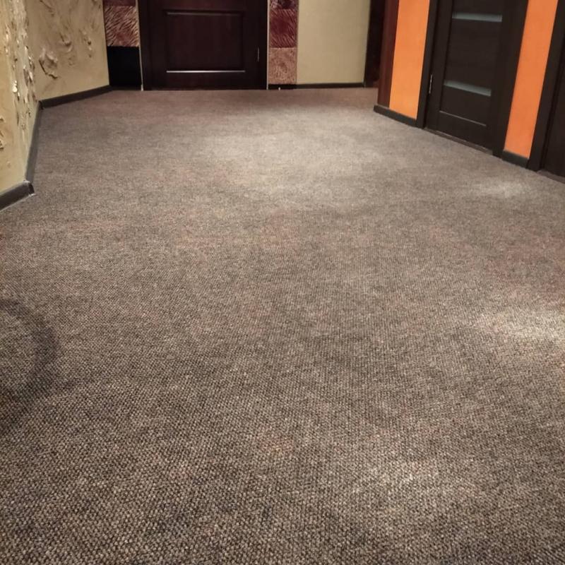 Укладка ковролина