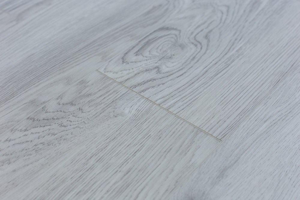 Замковая ПВХ плитка "Art Tile" Ясень Эдмонтон (1220*152*5 мм) — купить в Владивостоке