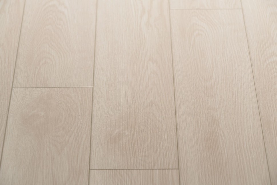 Виниловый ламинат "Bonkeel" Style Дуб Фокси (1200*125*4 мм) — купить в Владивостоке