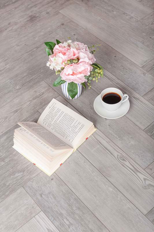 Замковая ПВХ плитка "Aberhof" Carmelita 1687 (615*123*5 мм) — купить в Владивостоке