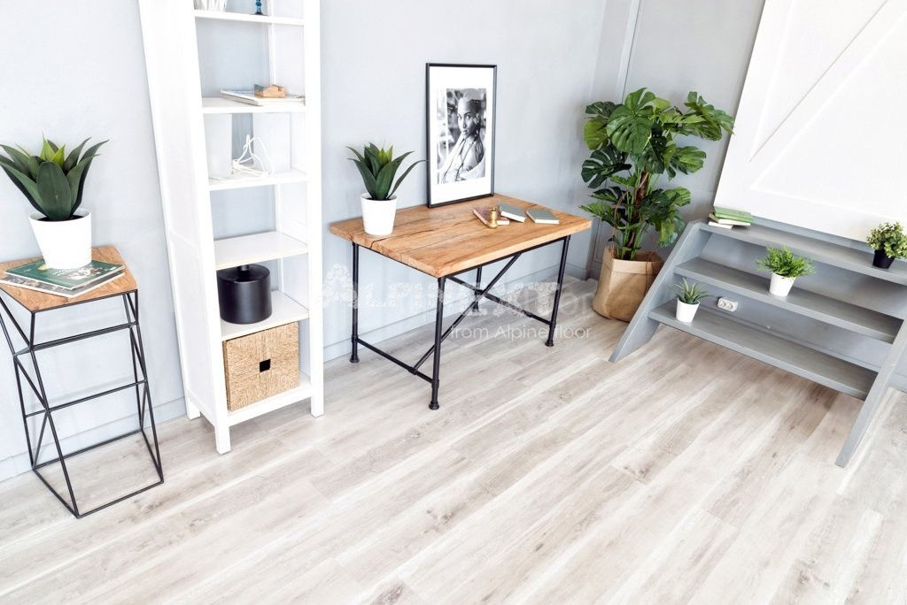 Замковая ПВХ плитка "Alpine Floor" Дуб выбеленный  (1220*183*4мм) — купить в Владивостоке