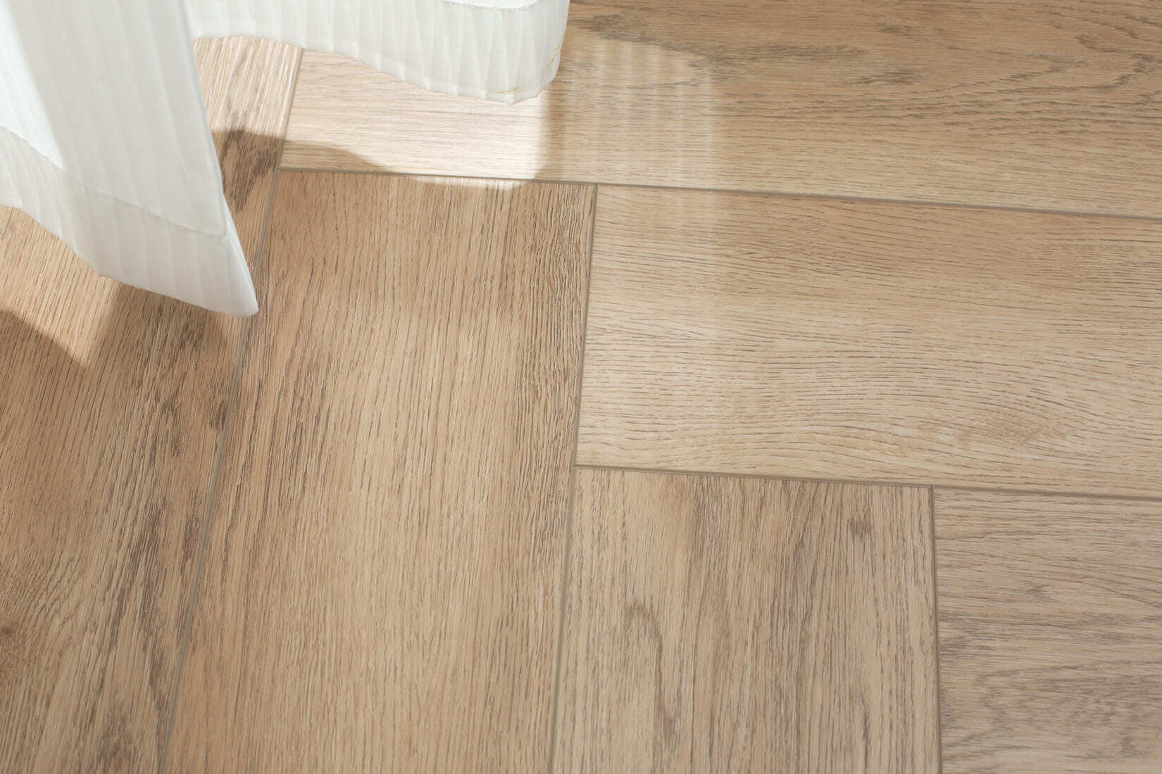 Плитка SPC "OneFloor" 3028 А,В  ЁЛКА (640*128*4 мм) — купить в Владивостоке